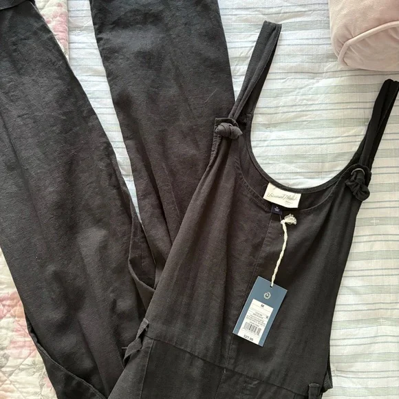 NWT Universal Thread Overalls Romper Jumpsuit Belt Tie - Picture 6 of 6